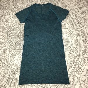 MAKE AN OFFER 💕 Swiftly Tech Short Sleeve Shirt